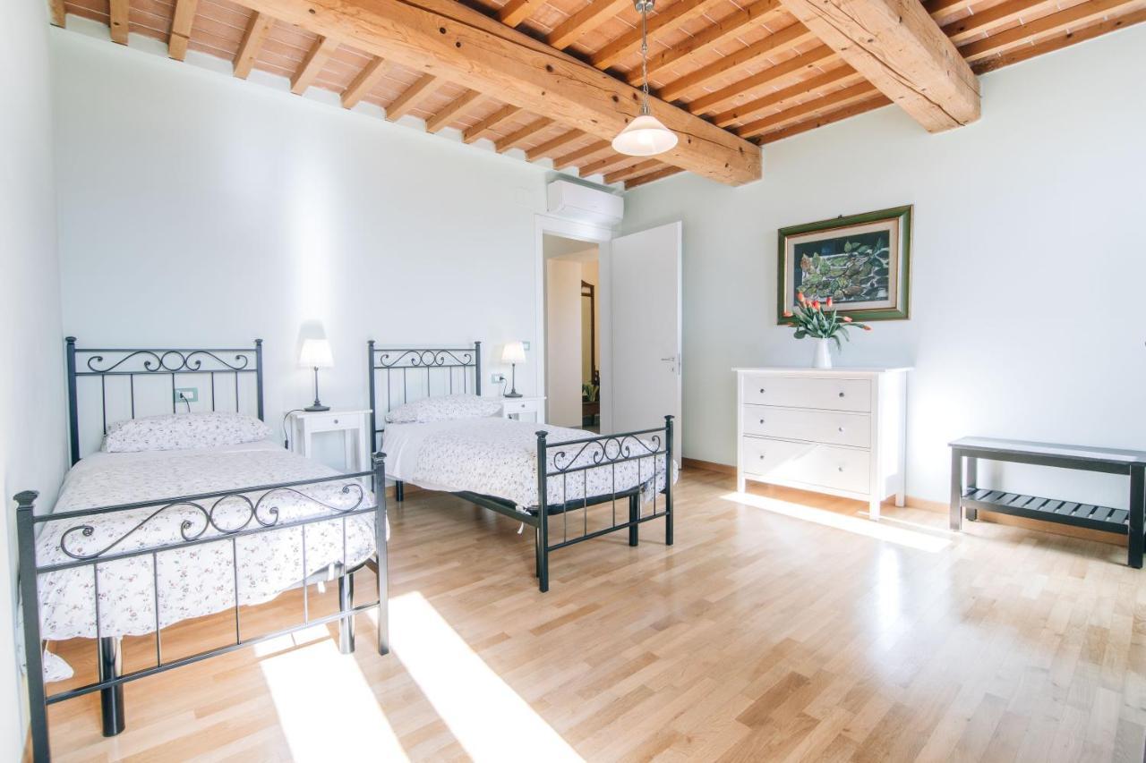 Holiday Home Il Borgo Degli Agrumi Uzzano ภายนอก รูปภาพ