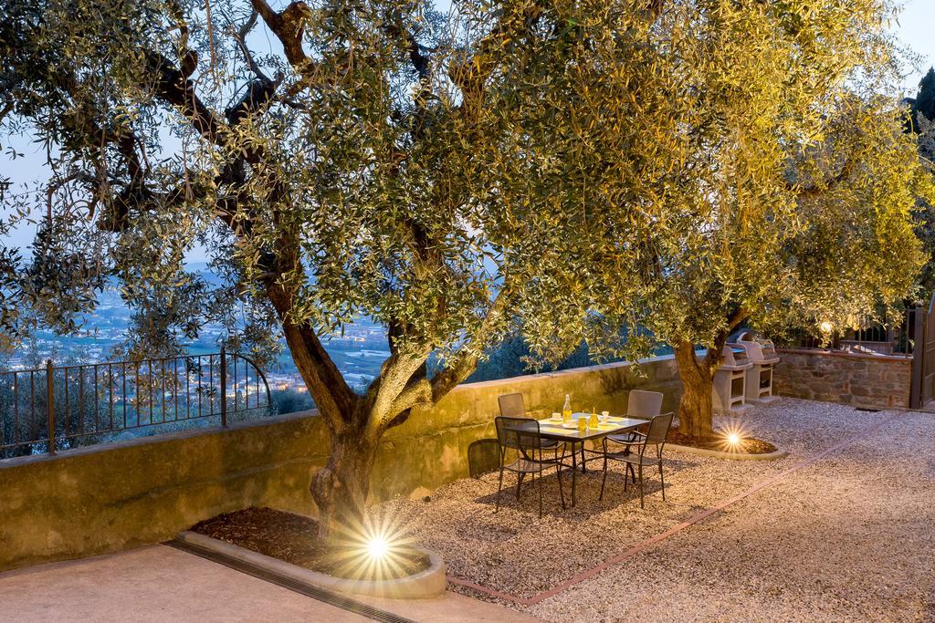 Holiday Home Il Borgo Degli Agrumi Uzzano ภายนอก รูปภาพ